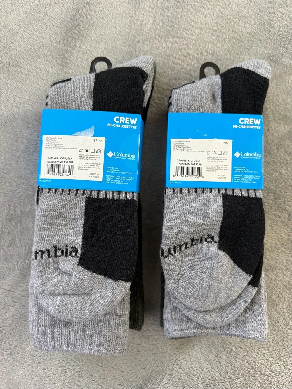 (4 Pairs) Columbia Men’s Gray and Black Wool-Blend Crew Socks